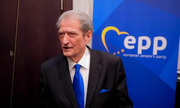 Berisha në Strasburg: Qeveria shqiptare e lidhur me kartelet e drogës