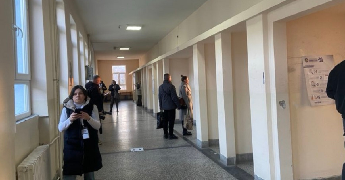 Qytetarët ankohen për ndërrimin e qendrës së votimit