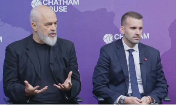 Rama nga Londra: Kosova s’duhet të merret me Serbinë, por të përmbushë detyrimet ndaj BE-së