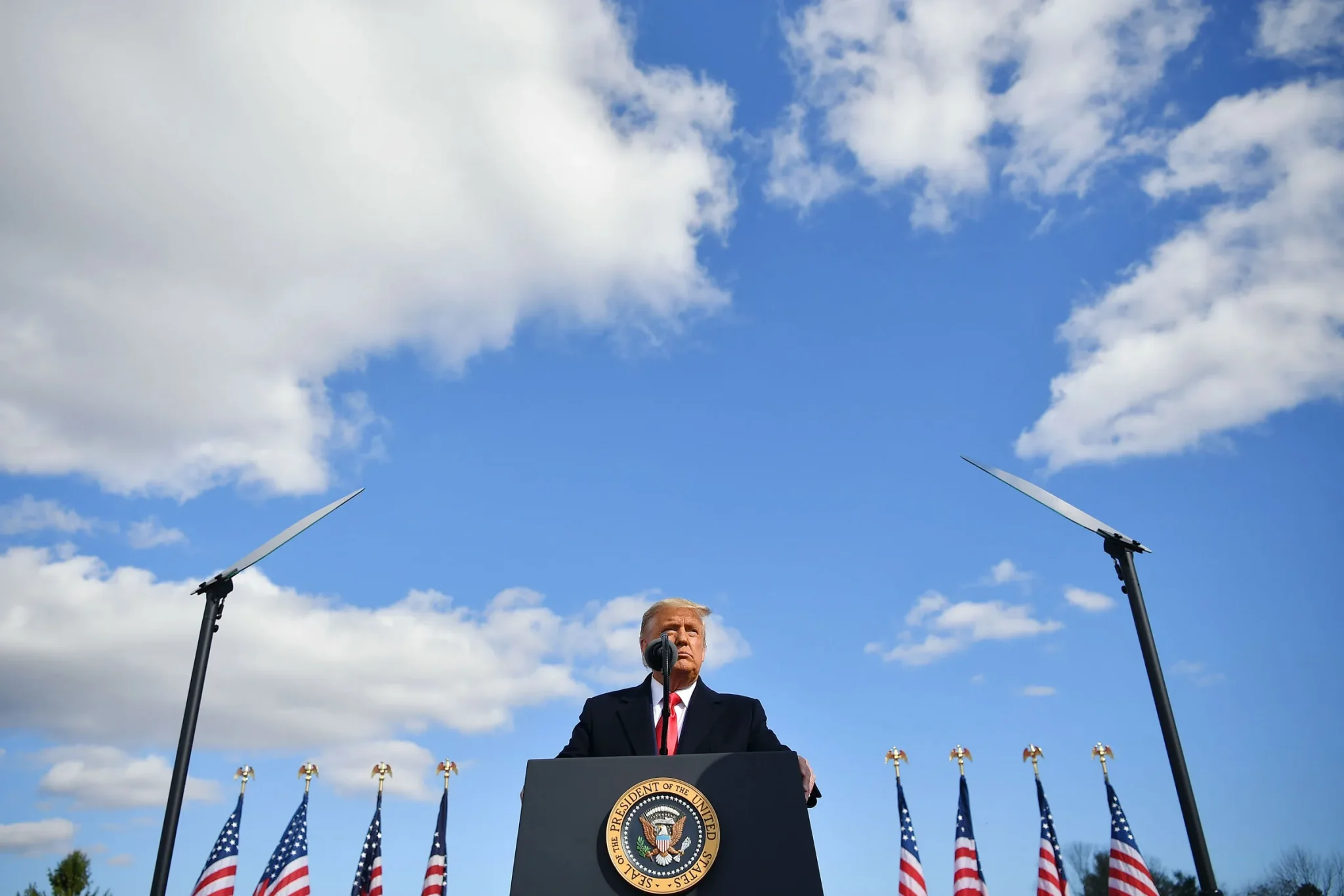 Trump urdhëron testimin e armëve bërthamore të SHBA-së për herë të parë në 30 vjet