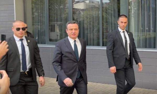 Kurti para takimit të Presidentes me liderët e partive: Do të përpiqemi të gjejmë një zgjidhje