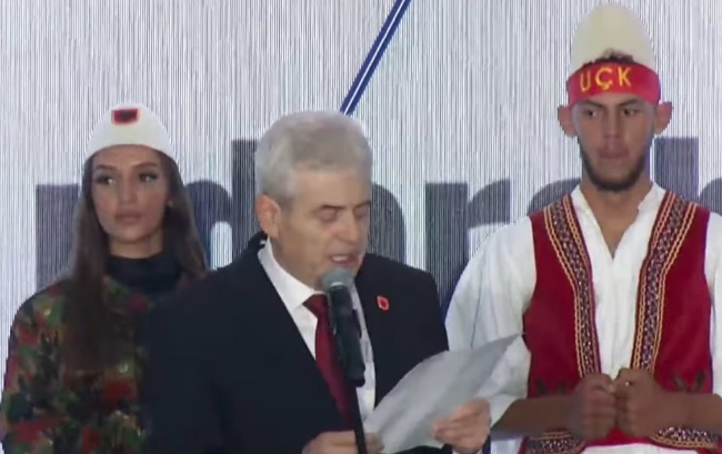 Ali Ahmeti sulmon Specialen nga Tirana: Nxinë imazhin e luftës sonë