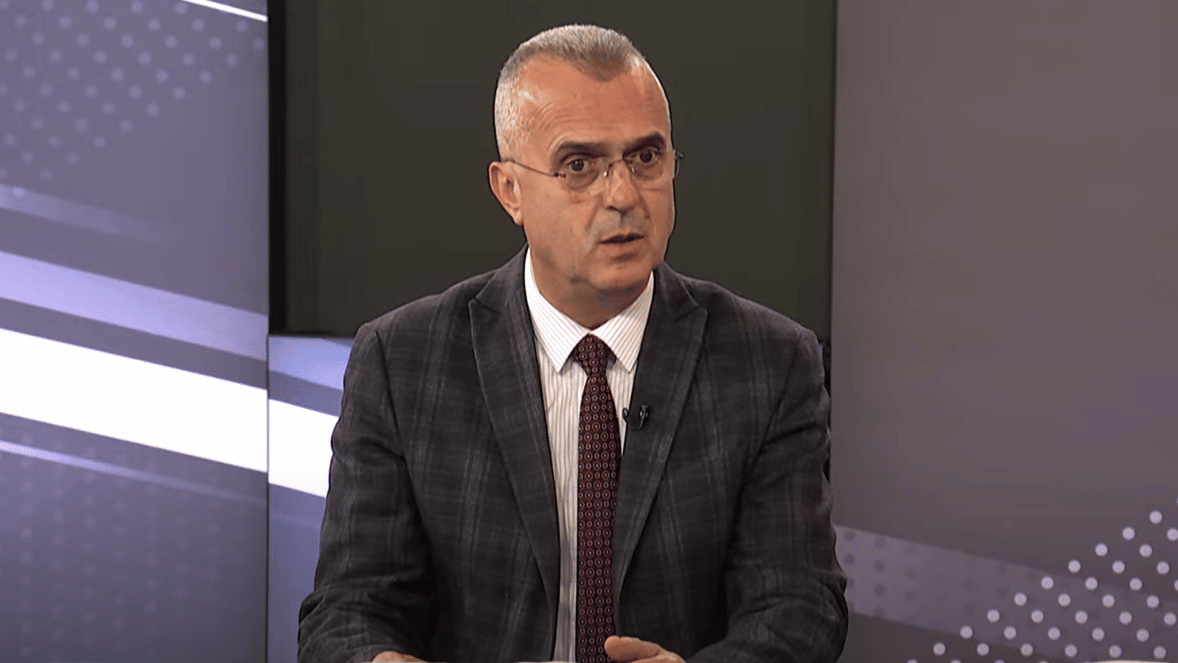 Deputeti i VV-së: Lista Serbe ka të drejtë t’i drejtohet Kushtetueses, por nuk ndërron bash asgjë