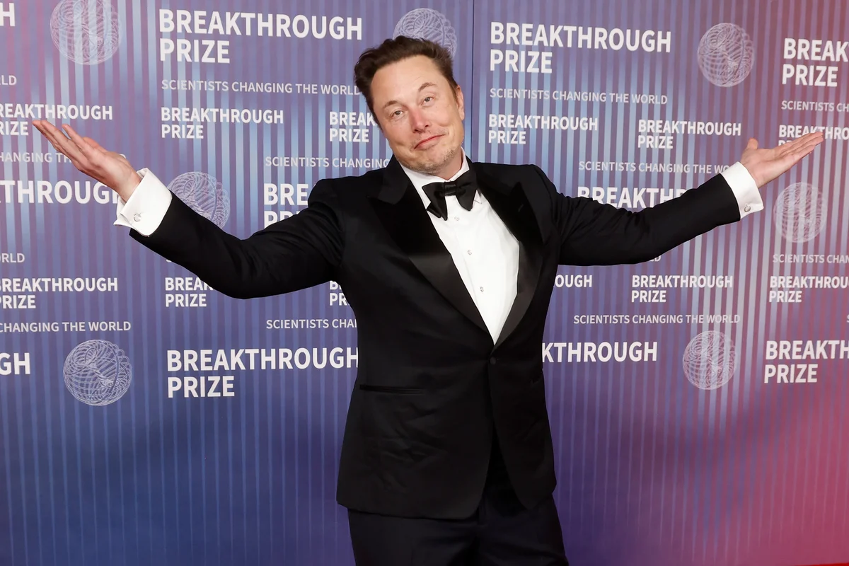 Musk shënon historinë si personi i parë me pasuri prej 500 miliardë dollarësh