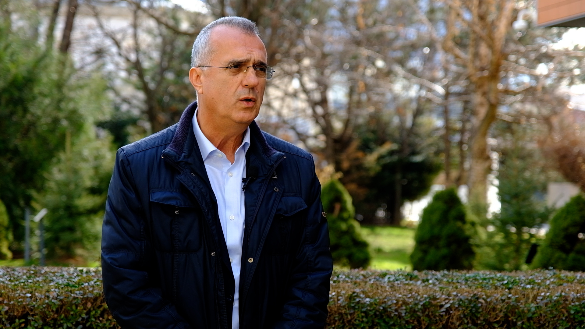 Dugolli: Nuk do të ketë emër tjetër për mandatar përveç Kurtit