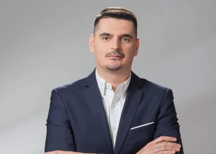 PDK gjobitet nga PZAP, kandidati për asamble Ilirik Musliu vendosi posterin në hapësirë publike
