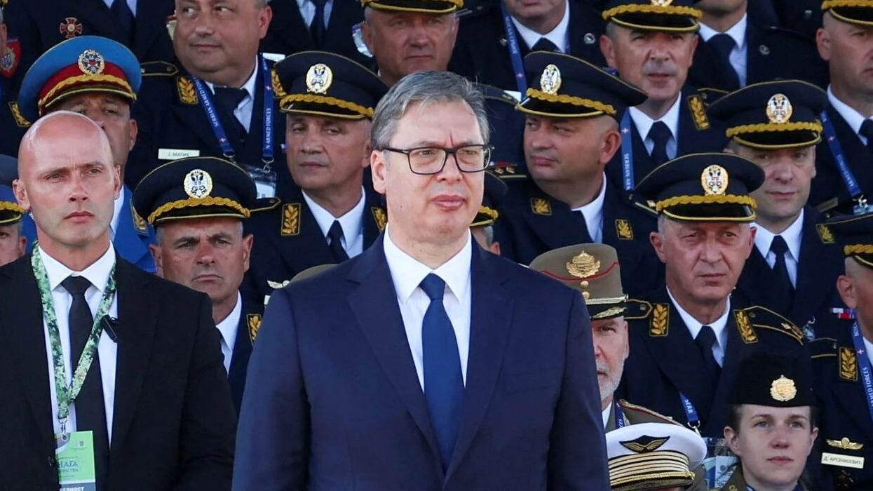 Vuçiq: Të gjithë po përgatiten për luftë, Kosova po përpiqet ta bind NATO-n