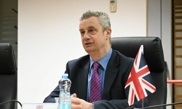 Hargreaves për njohjen nga Siria: E rëndësishëm për pozitën ndërkombëtare të Kosovës, e forcon paqen e stabilitetin