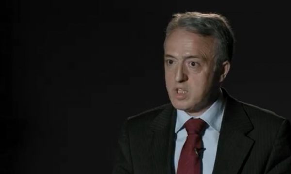 Hamiti: Kosova të dalë nga kurthi populist i Kurtit, s’është demokrat e përbuzë shtetin- qytetarët ta refuzojnë atë