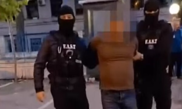 I dënuar në mungesë për kultivim droge në Kosovë, arrestohet në Tiranë 49-vjeçari