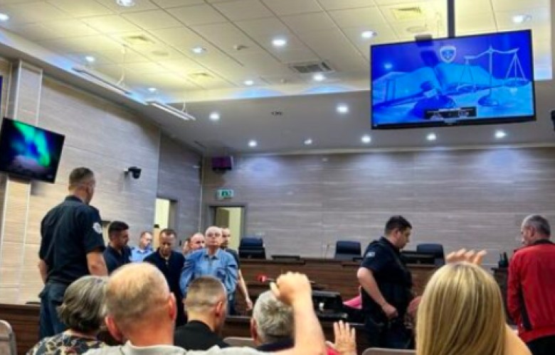 Vazhdon gjykimi ndaj Zoran Kostiq dhe Dragan Miloviq për krime lufte