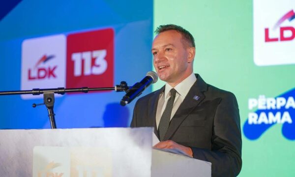 Zogaj: Kurti mbrëmë tha se me Hajron kryetar do të niste shpejt Unaza e Jashtme, ironia është se vetë ai e ka bllokuar këtë projekt