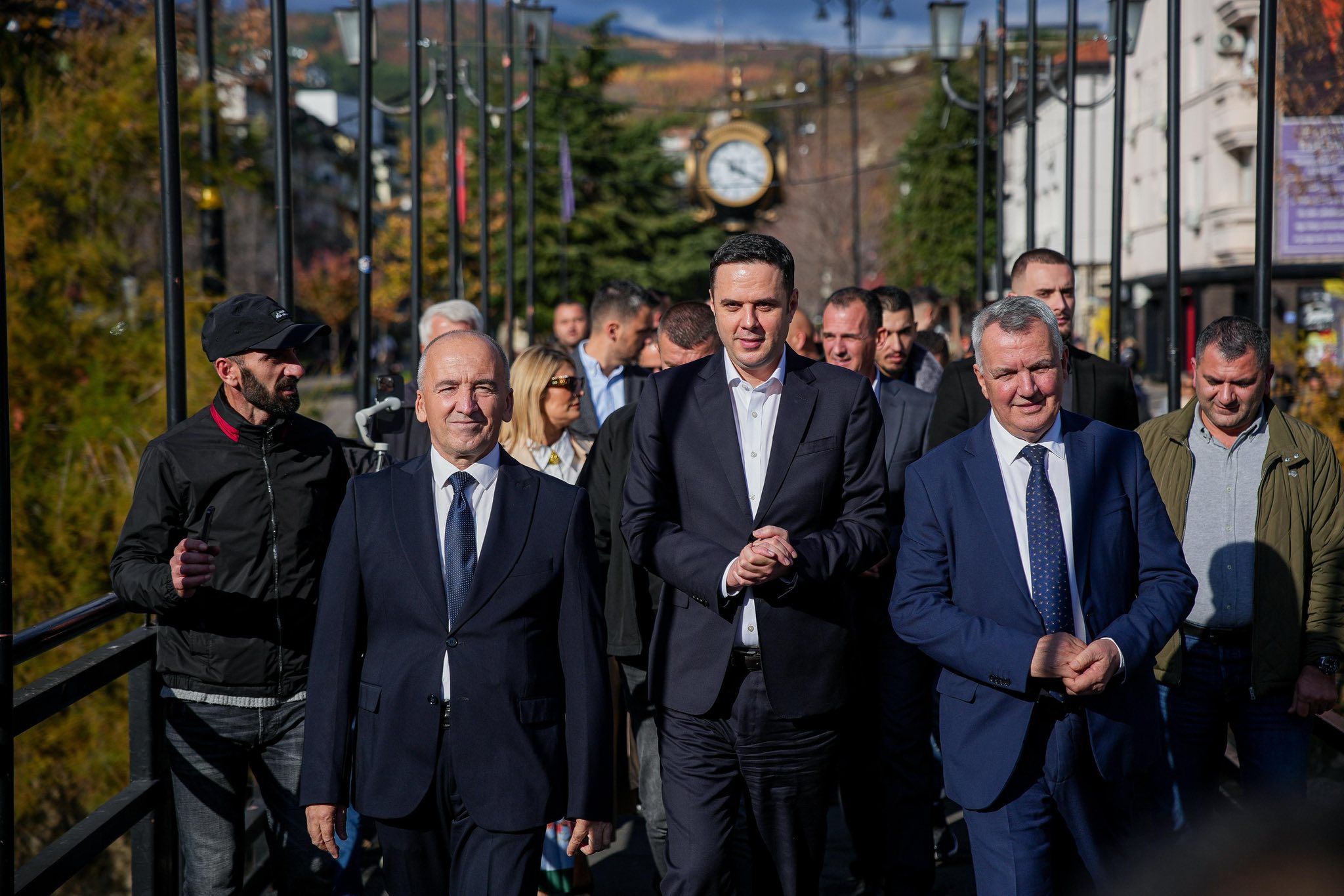 Abdixhiku nga Peja: LDK do të festojë këtu e në Prishtinë të dielën, propaganda s’e përcakton fatin e njerëzve tanë