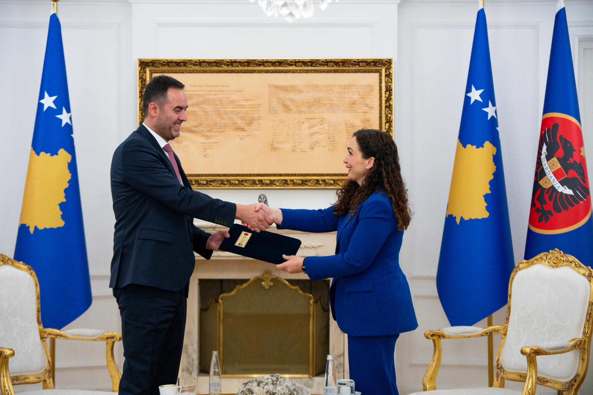 Analisti politik: Propozimi i Kurtit për Konjufcën kryeministër është i kotë – “Brumi i njëjtë”