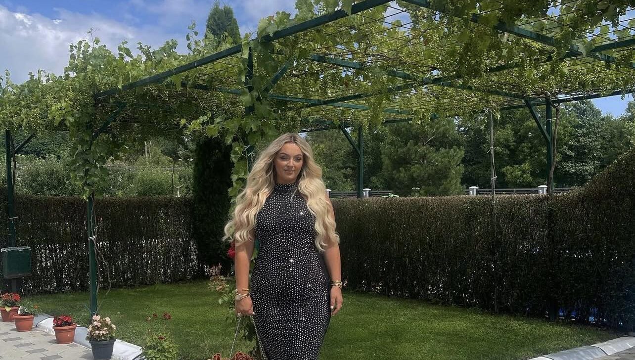 “Na ka marrë malli”, dy vjet nga vrasja e Liridona Ademajt, familja kërkon drejtësi