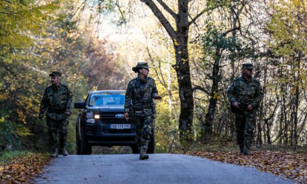 Ushtarët bullgarë të KFOR’it kryejnë stërvitje pesëditore në zonën e Dragashit: Qëllimi ishte përmirësimi i aftësive të mbikëqyrjes