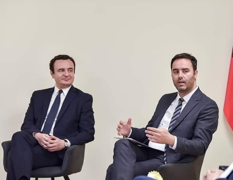 Analisti politik: Propozimi i Konjufcës është akt i mirëseardhur që mund ta shpëtojë vendin nga zgjedhjet e reja
