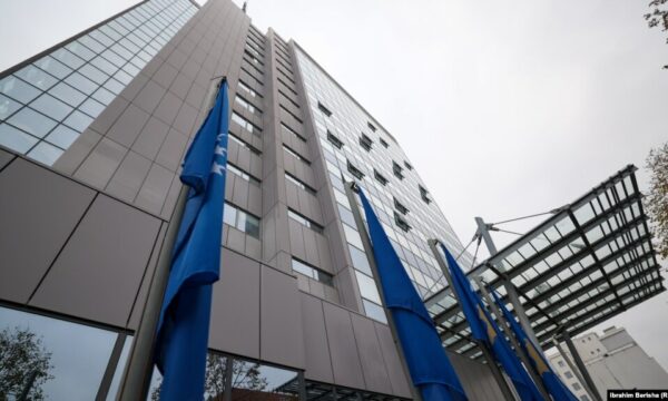 Paralajmërohen pasoja të mëdha në mungesë të institucioneve