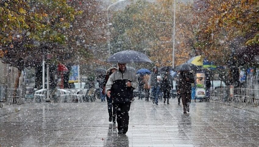 Reshje dëbore dhe rënie temperaturash në ditët në vijim