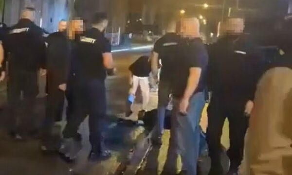 Përleshje para klubit Rinora4 në Zvicër: Kosovari që punonte si sigurim theret me thikë, disa të tjerë mbeten të plagosur