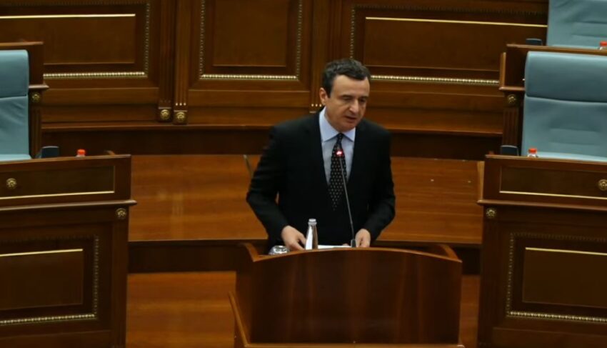 Albin Kurti i bindur: Nuk ka krizë ekonomike andaj nuk protestojnë qytetarët, por ka ankesa të opozitës