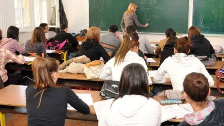 Osmani: Arsimi në Kosovë është në “vdekje klinike”, qeveritë s’e kanë trajtuar kurrë seriozisht