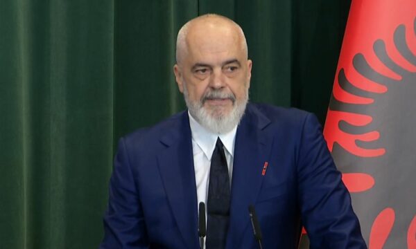 Sot zgjedhjet në 5 bashki, kryeministri Rama u bën thirrje qytetarëve: Votoni