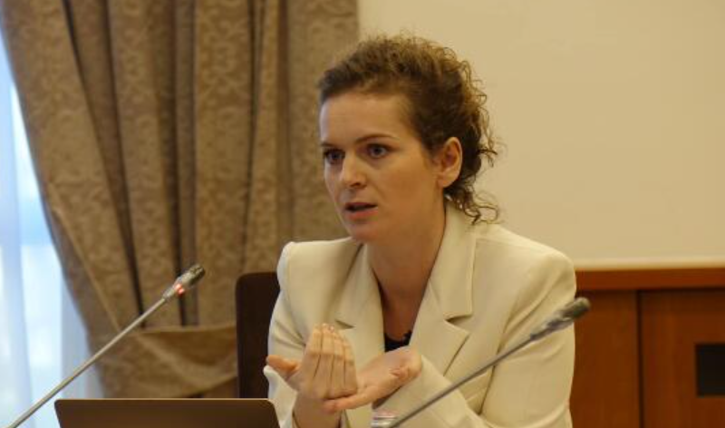 Flutura Kusari: Tre zhvillime shqetësuese për lirinë e medias në Kosovë brenda 8 orësh