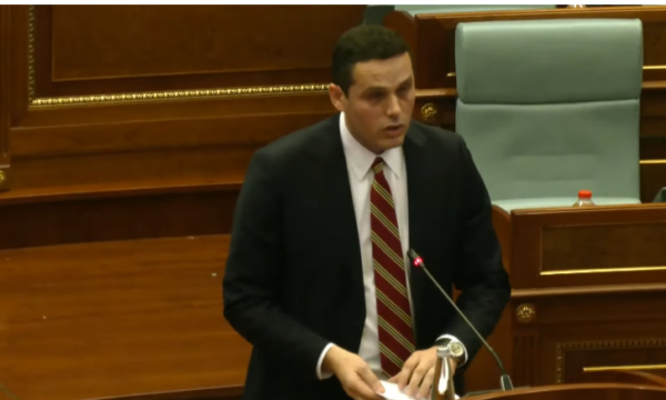 Gruda e sfidon Albulena Haxhiun: Nëse del qysh po thu ti, unë e dorëzoj mandatin e deputetit