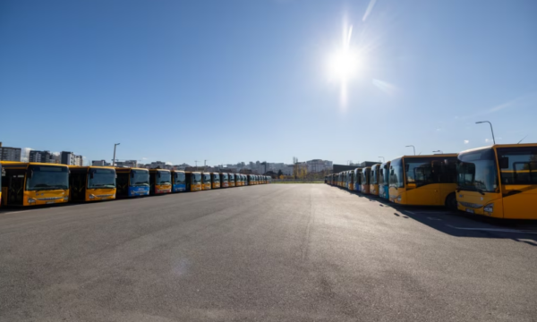 Transportuesit publikë ndryshojnë formën e protestës