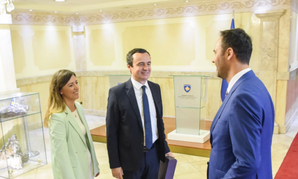 BE thotë se Kosova s’tregoi koherencë në luftën kundër korrupsionit pavarësisht deklarimeve të forta politike