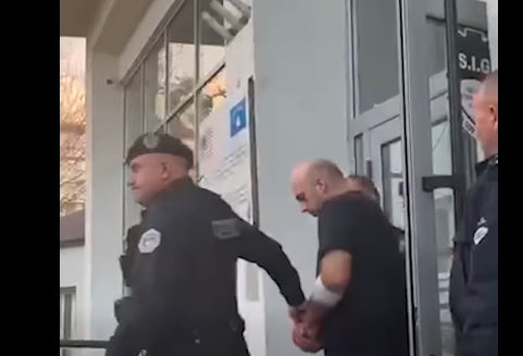 I dyshuari për vrasjen e dyfishtë në Malishevë lirohet nga spitali me pranga e i rrethuar me policë