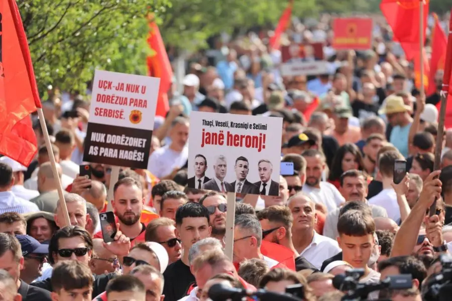 Dëshmitë në Hagë: A mund të ndryshojë narrativi për UÇK-në?