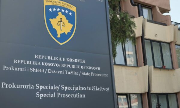 Prokuroria Speciale nis hetimet për rastin e plagosjes së zyrtarit të BE-së në Gjakovë