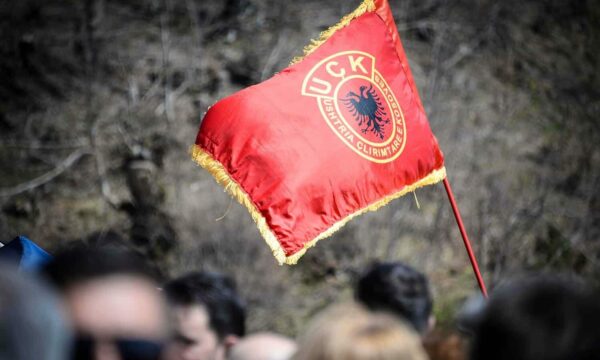 OVL-UÇK nderon dëshmorët e rënë në muajin dhjetor: Sakrifica e tyre është themeli i lirisë sonë