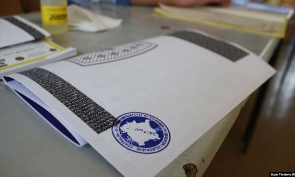 Sot fillon afati për regjistrimin e votuesve jashtë Kosovës