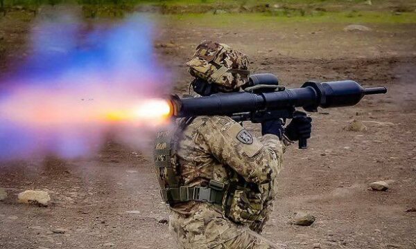 Kosova pranon armatimin kundërtank nga Gjermania, PANZERFAUST 3