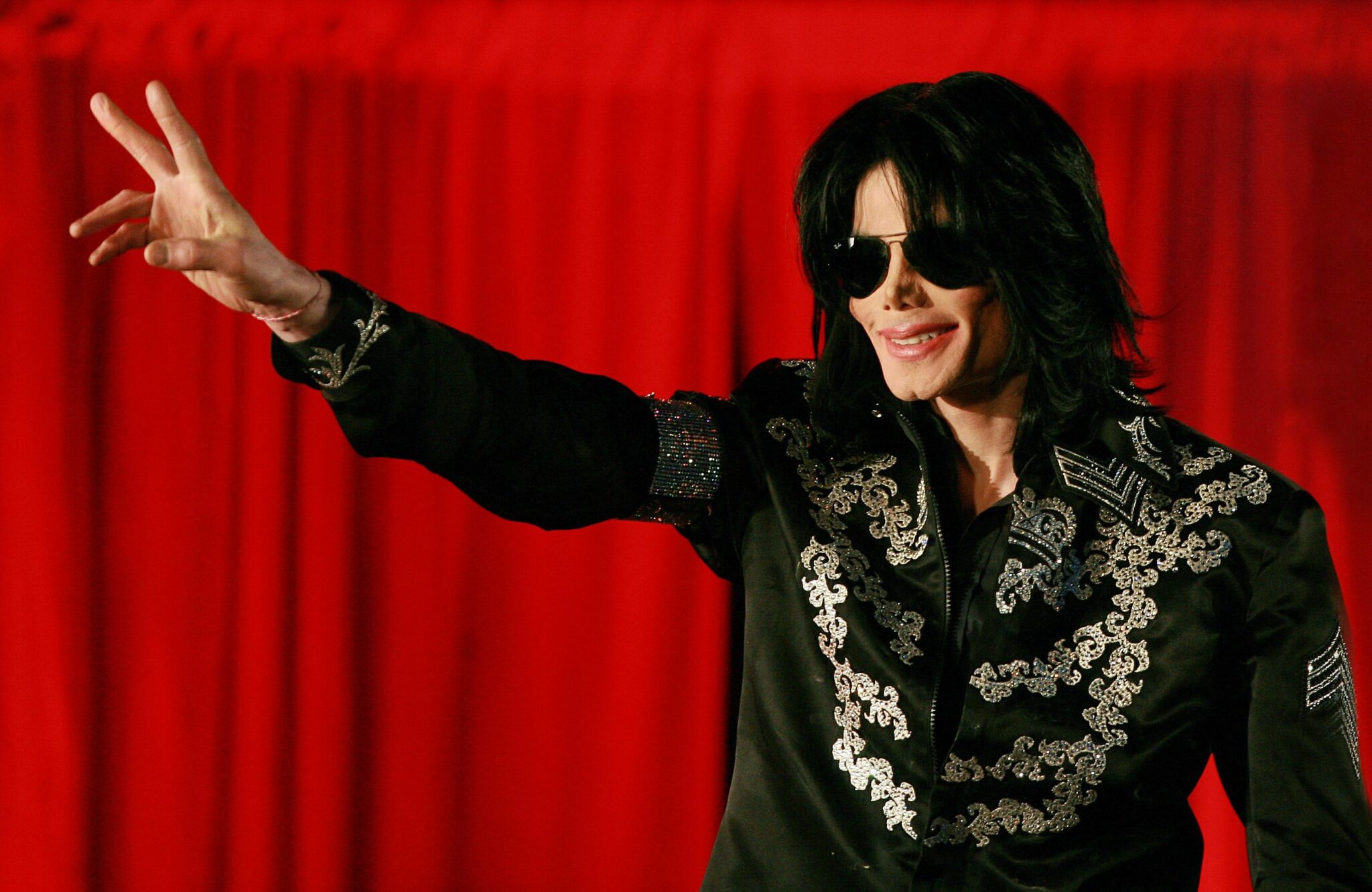 Shifra marramendëse| Ja sa para ka fituar Michael Jackson që nga vdekja