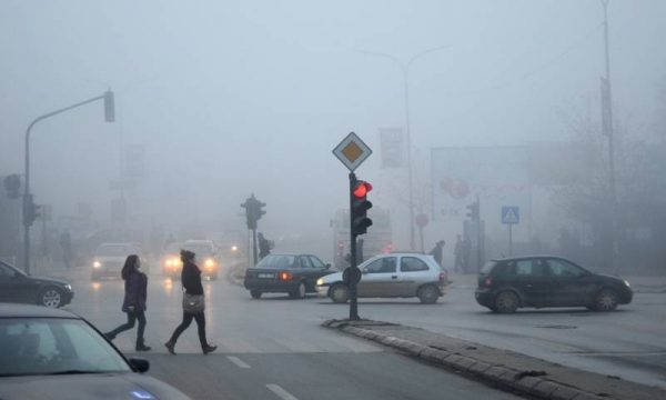 Ndotja e ajrit rritet në disa zona të Kosovës, ekspertët dhe mjekët ngrenë alarmin
