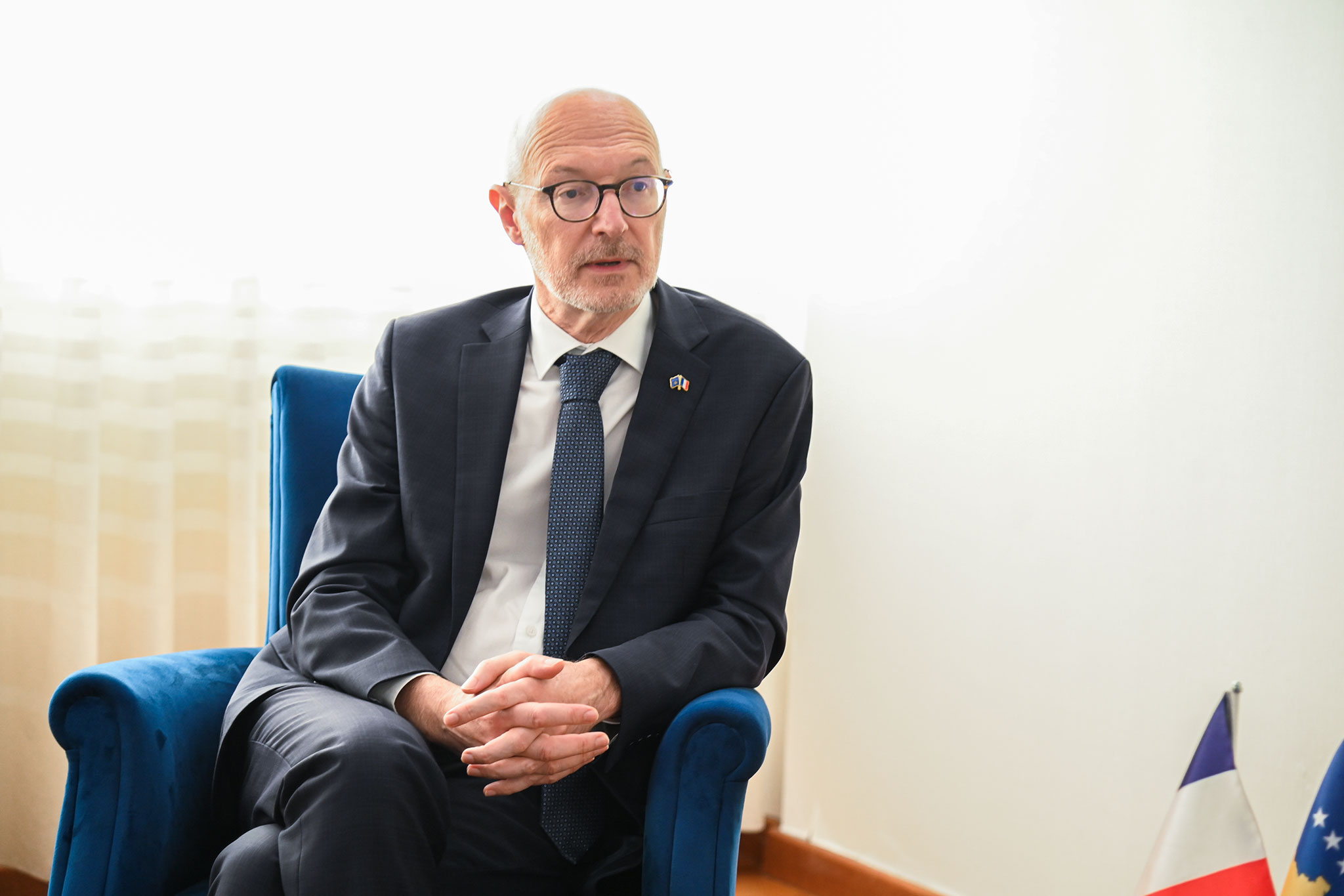 Ambasadori francez Guerot kritikon vendimin e KQZ-së për moscertifikim e Listës Serbe: Zhgënjyes dhe i diskutueshëm