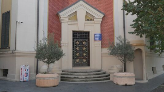 Erion Veliaj 10 muaj pa rrogë, Bashkia në dilemë