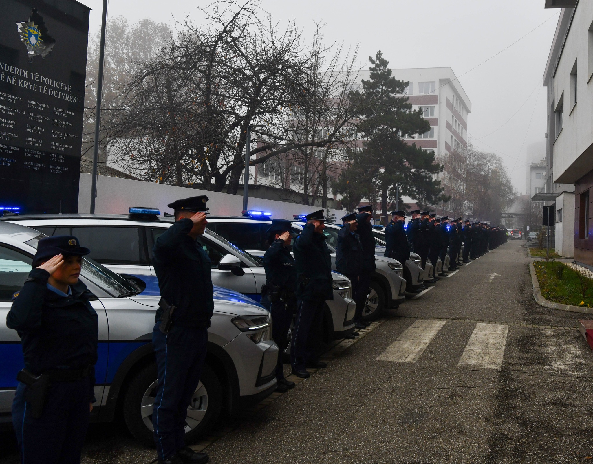 Policia e Kosovës pajiset me automjete të reja