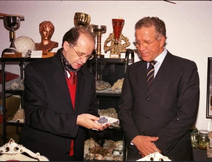 Pacolli: Ibrahim Rugova mbetet frymëzim për çdo njeri që e do këtë vend