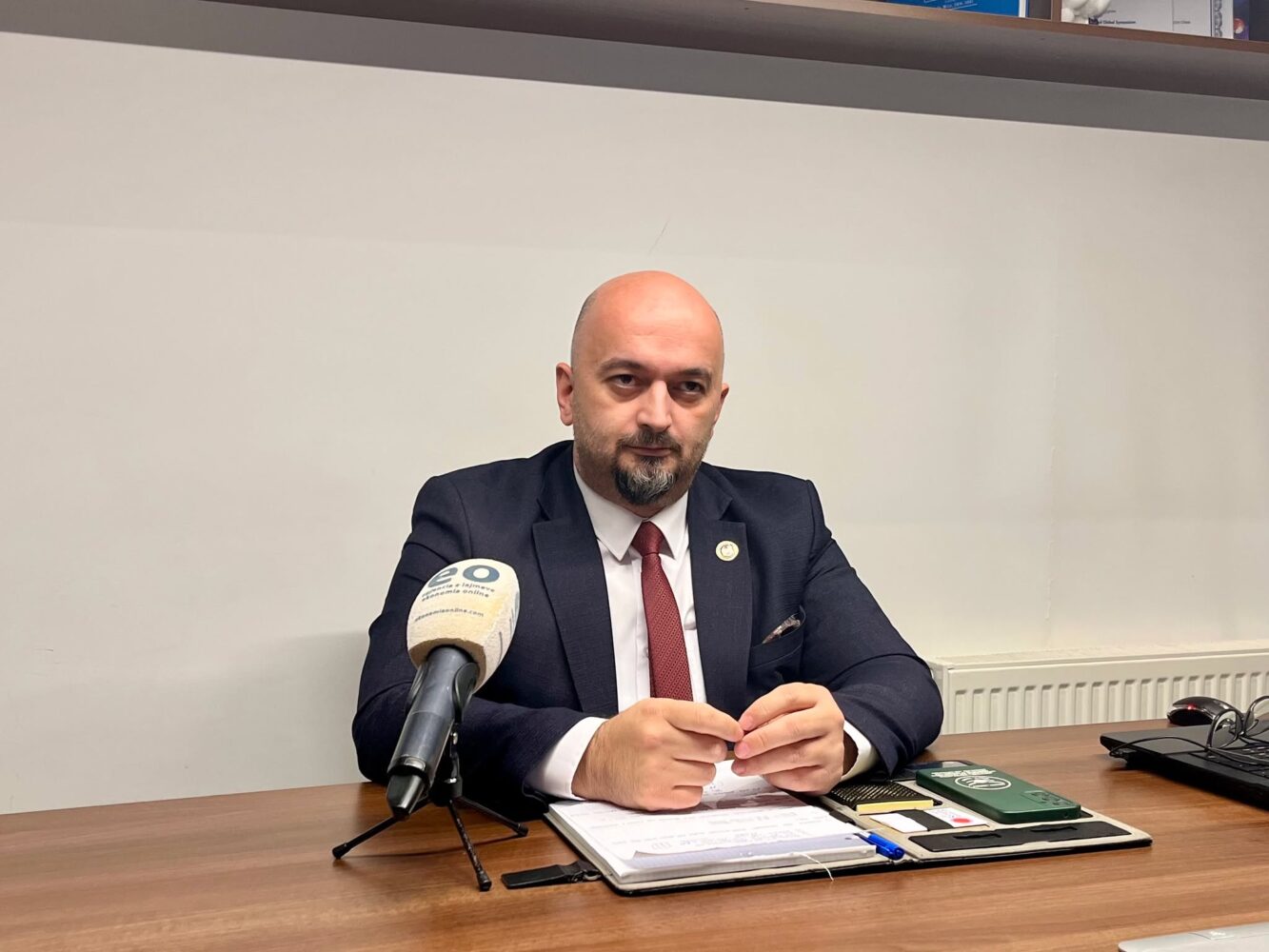 Shala: Arrestimet në Serbi janë mesazh politik, mbyllja e kufirit do të dëmtonte Kosovën