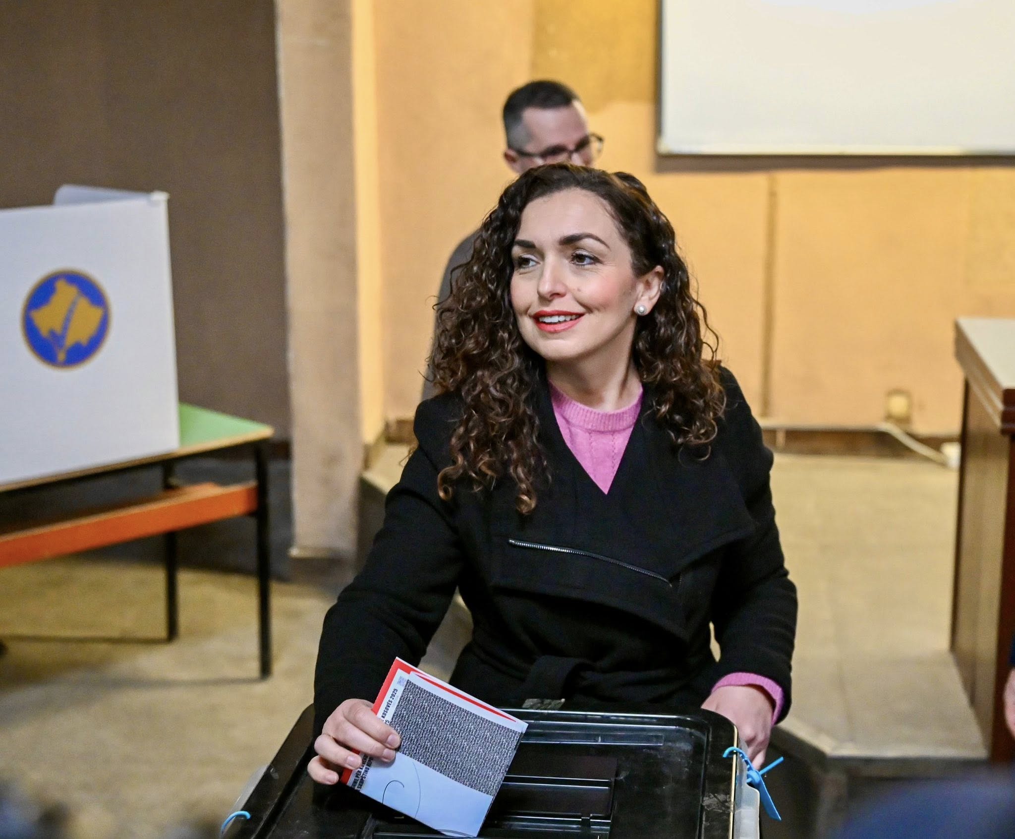Osmani bën thirrje për pjesëmarrje masive në zgjedhje: Dilni, votoni dhe jepni zë vullnetit tuaj