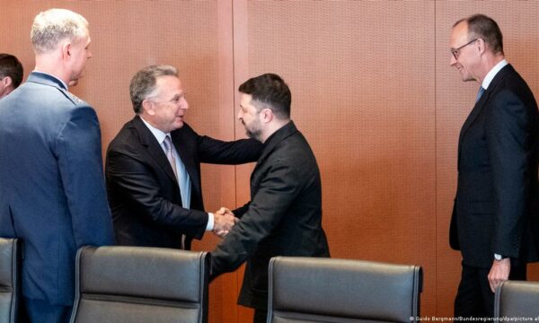 Bisedimet për Ukrainën: Zelensky dhe Witkoff shohin përparim