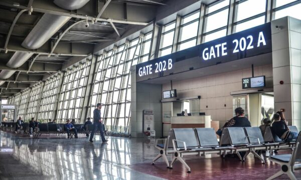 Vodhi një veturë verës në Gjermani, i dyshuari arrestohet në aeroportin e Prishtinës- i sekuestrohet vetura