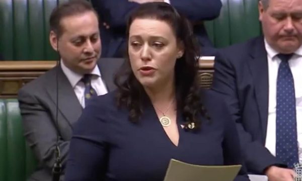 Deputetja britanike Alicia Kearns: Milan Radoiçiq dhe bashkëpunëtorët e tij duhet të përballen me drejtësinë