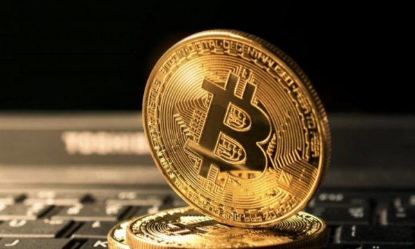 Bitcoin në rrezik: Deklarata që po shkakton rrëzimin e tregut të kriptomonedhave