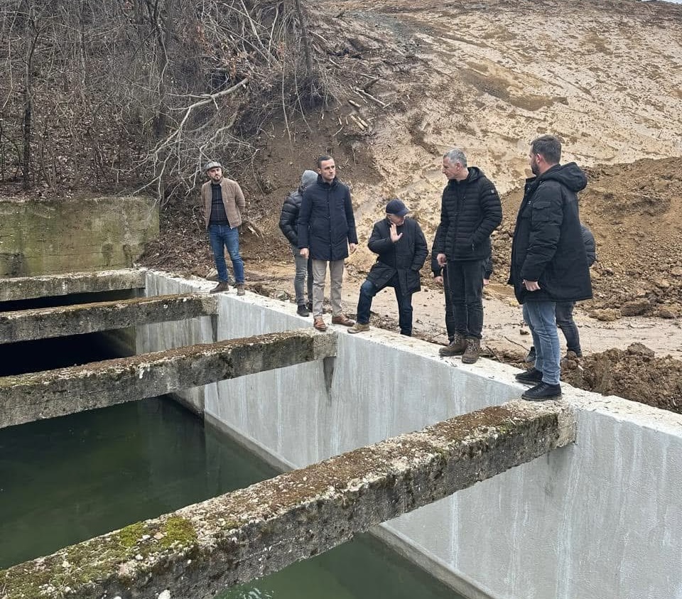 Pasi terro*istët serbë sulmuan kanalin e “Ibër-Lepencit”, ishte Durmishi që nisi punën për përmirësimin e dëmeve